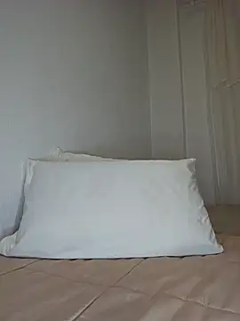 Angelmoon04 online show from 04/22/26, 01:52