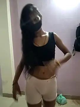 Snapshot of Kavya-Ranii chatting on 07/21/26, 05:10 Kavya-Ranii online show from 07/21/26, 05:10