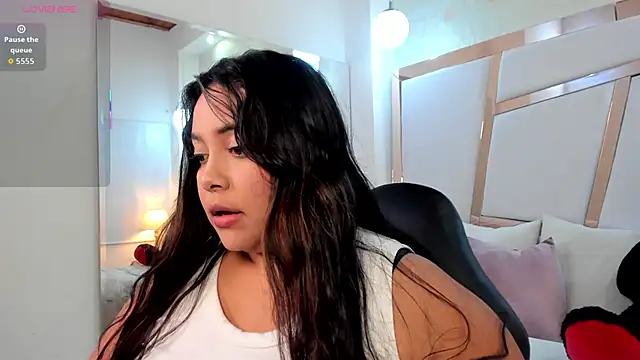 Snapshot of tatikanyx chatting on 02/13/26, 05:09 tatikanyx online show from 02/13/26, 05:09