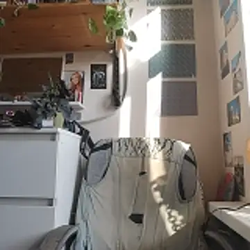 Shy Bamby online show from 03/11/26, 10:54