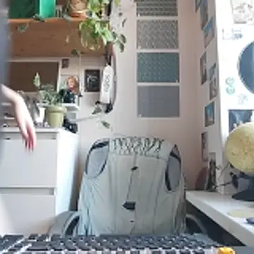 Shy Bamby online show from 05/07/26, 05:29