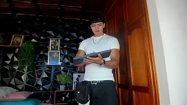 elliot colton online show from 03/29/26, 09:04