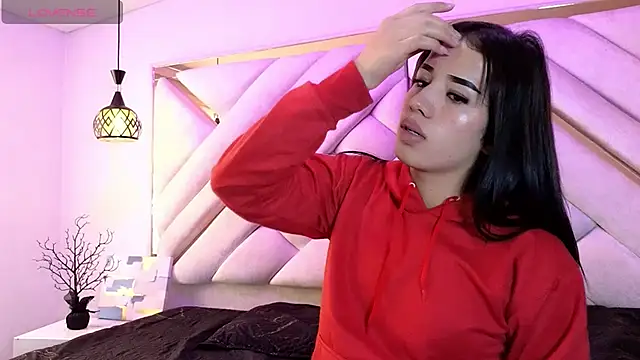 zoevg online show from 04/21/26, 01:06