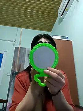 Hana2026 online show from 03/25/26, 09:43