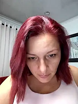 Snapshot of VictoriaPaker chatting on 01/13/26, 11:37 VictoriaPaker online show from 01/13/26, 11:37