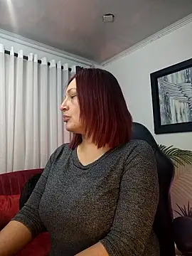 Snapshot of VictoriaPaker chatting on 01/14/26, 11:38 VictoriaPaker online show from 01/14/26, 11:38