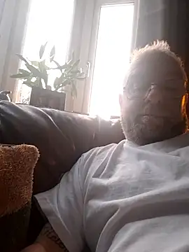 justenjoyingurcompany online show from 01/09/26, 08:39