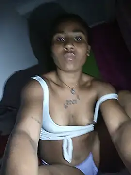Snapshot of Negraamara chatting on 07/15/26, 03:45 Negraamara online show from 07/15/26, 03:45