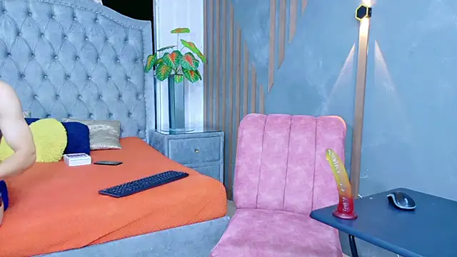 CailinANDlucaz online show from 02/11/26, 05:23