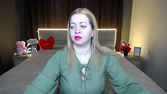 OliviaVerr online show from 03/03/26, 01:17