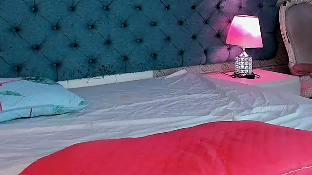 TinyRosee online show from 02/22/26, 02:48