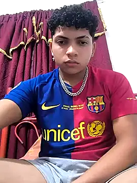 Snapshot of VersedChip chatting on 02/02/26, 02:10 VersedChip online show from 02/02/26, 02:10