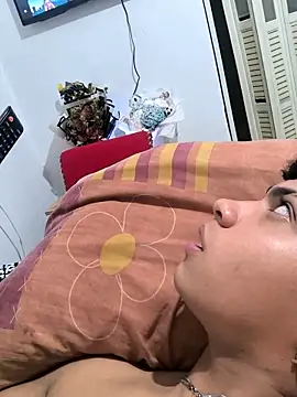 Snapshot of VersedChip chatting on 02/13/26, 06:42 VersedChip online show from 02/13/26, 06:42