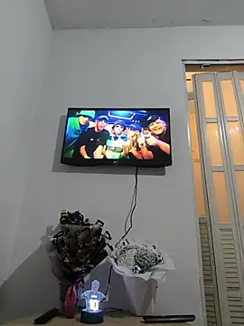 Snapshot of VersedChip chatting on 02/16/26, 04:41 VersedChip online show from 02/16/26, 04:41