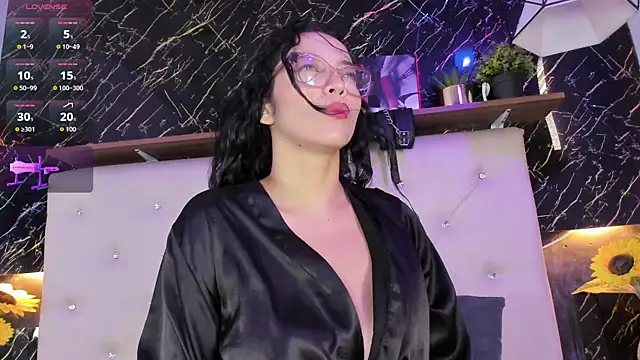 Renata blue online show from 04/05/26, 09:23