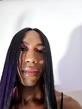Snapshot of zarina_coleman chatting on 06/03/26, 11:32 zarina coleman online show from 06/03/26, 11:32