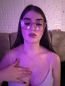 moon0626 online show from 04/13/26, 02:33