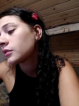 Snapshot of mmelit4 chatting on 02/25/26, 01:37 mmelit4 online show from 02/25/26, 01:37