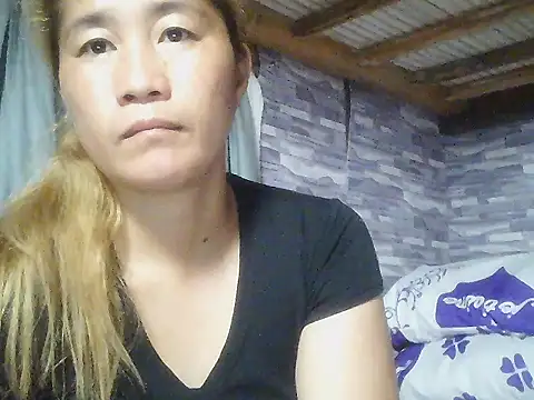 lovelyxxx88 online show from 01/15/26, 07:35