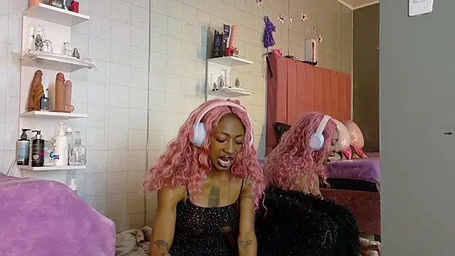 DaniaMarcell online show from 03/14/26, 07:47