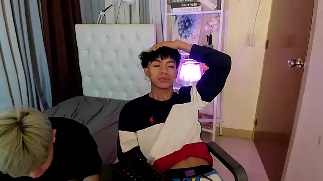 davincihugecock online show from 04/18/26, 07:07