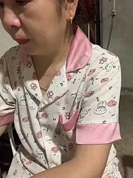 -Mery- online show from 05/27/26, 11:07