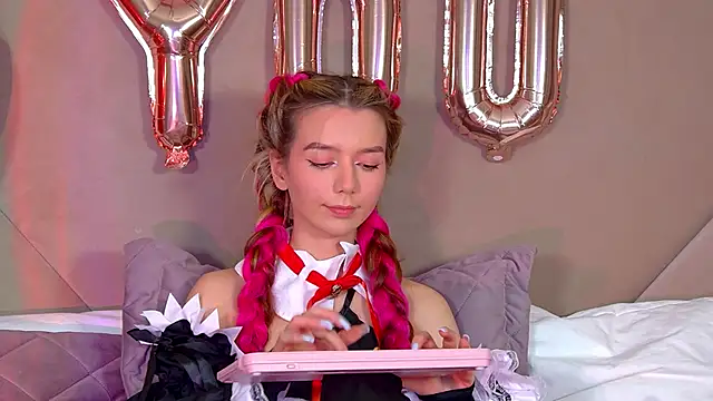 VanessaVienne online show from 02/14/26, 04:26