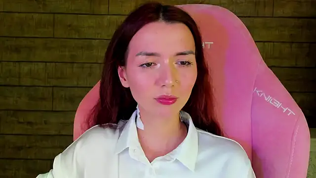 Snapshot of VanessaVienne chatting on 06/08/26, 04:29 VanessaVienne online show from 06/08/26, 04:29