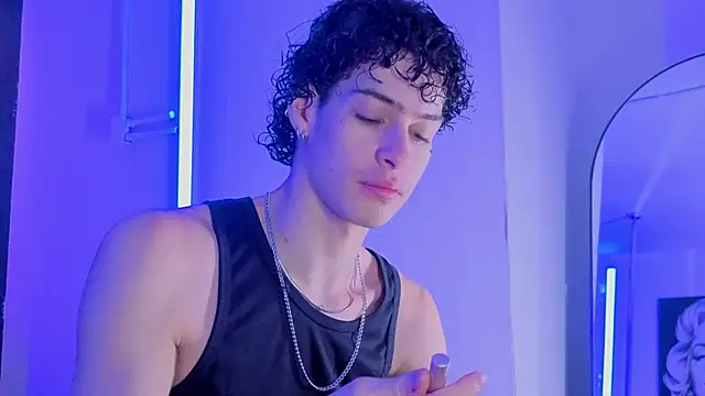 nova salvatore online show from 03/23/26, 02:48