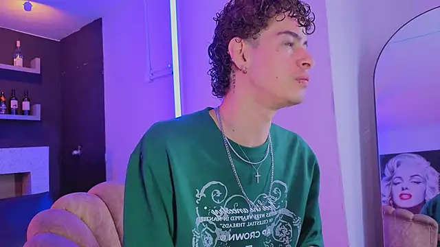 nova salvatore online show from 04/20/26, 02:47