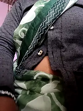 Pinki raja online show from 02/20/26, 01:46