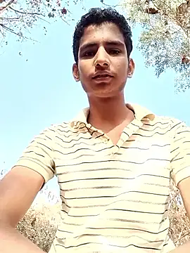 Snapshot of sahilcute1 chatting on 01/19/26, 03:54 sahilcute1 online show from 01/19/26, 03:54
