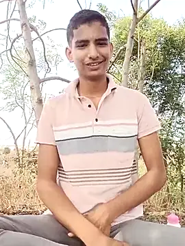 Snapshot of sahilcute1 chatting on 05/23/26, 04:07 sahilcute1 online show from 05/23/26, 04:07