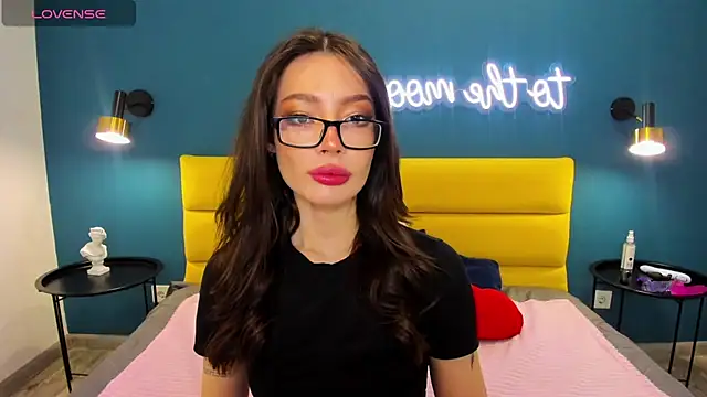 IvyDainty online show from 03/25/26, 01:44