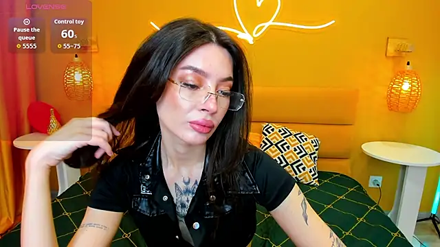 IvyDainty online show from 06/18/26, 01:28