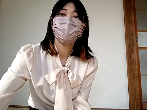 Snapshot of Harley_mama chatting on 02/13/26, 01:12 Harley mama online show from 02/13/26, 01:12