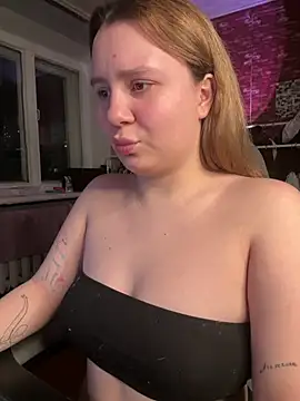 AnnaSeint online show from 02/07/26, 06:11