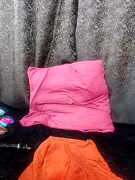 Amanda April online show from 04/15/26, 07:58