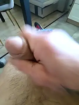 81czacha8107 online show from 04/24/26, 05:32