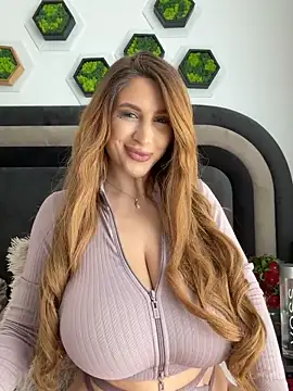 Snapshot of LucyBridgette chatting on 06/06/26, 10:53 LucyBridgette online show from 06/06/26, 10:53