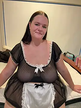 Snapshot of carinabro10 chatting on 02/05/26, 08:41 carinabro10 online show from 02/05/26, 08:41