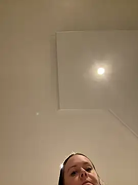 Snapshot of carinabro10 chatting on 02/25/26, 12:37 carinabro10 online show from 02/25/26, 12:37