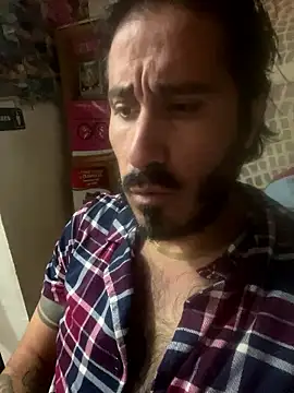 Snapshot of antondilorenzo chatting on 01/08/26, 11:12 antondilorenzo online show from 01/08/26, 11:12