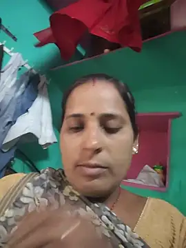 Snapshot of Reena_lodha chatting on 06/17/26, 08:28 Reena lodha online show from 06/17/26, 08:28