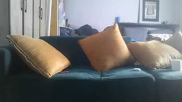 Snapshot of Winterslender chatting on 05/12/26, 08:44 Winterslender online show from 05/12/26, 08:44