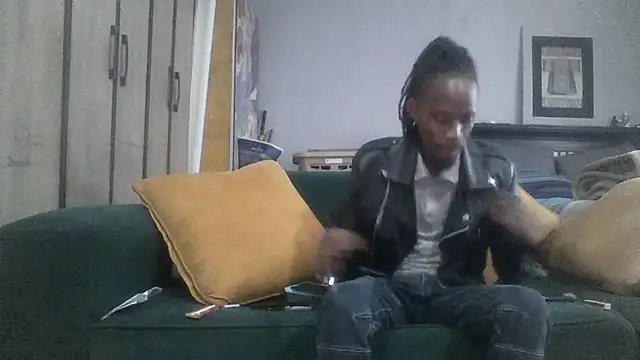 Snapshot of Winterslender chatting on 05/14/26, 02:35 Winterslender online show from 05/14/26, 02:35