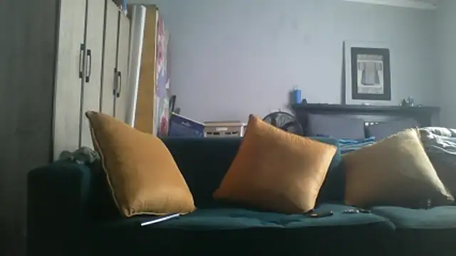 Snapshot of Winterslender chatting on 05/16/26, 06:32 Winterslender online show from 05/16/26, 06:32