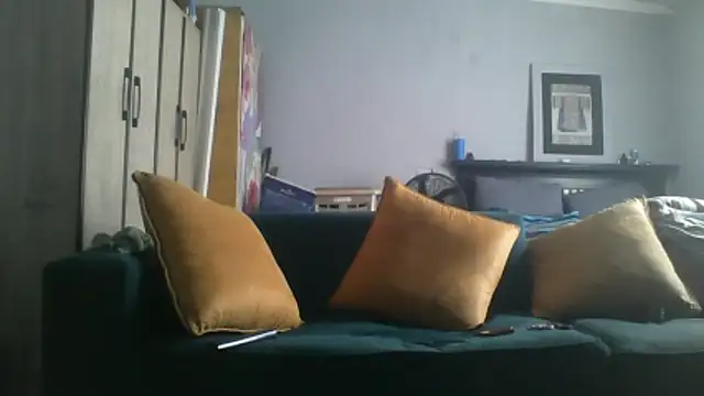 Snapshot of Winterslender chatting on 05/16/26, 07:05 Winterslender online show from 05/16/26, 07:05