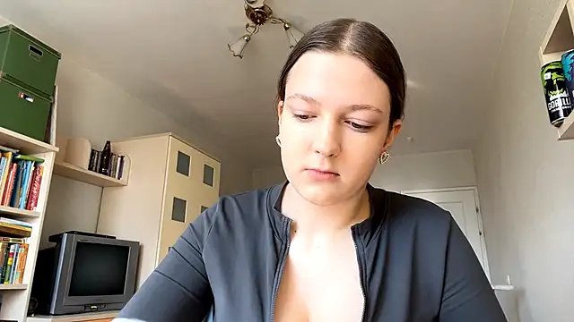 JammieMickiewicz online show from 03/25/26, 07:47