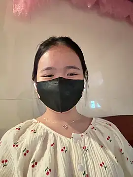 Gwen879 online show from 02/05/26, 03:22